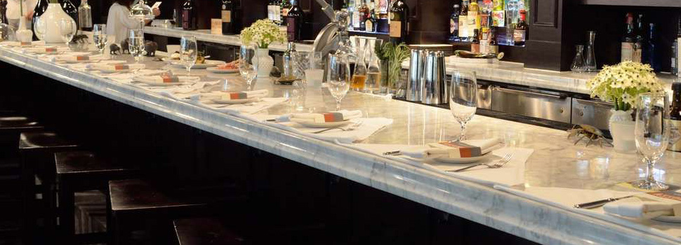 барная стойка из мрамора
